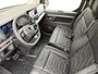 Peugeot e-Expert L3 75 kWh 136pk | 8 jaar garantie | STX SPORT | Lederen bekleding STX | STX Pakket | Dakspoiler | Sideskirts | 18 inch zwarte velgen | City NAVI Pakket | Comfort Pakket | Exterieur Pakket | Full ECO LED verlichting | Winter Pakket | Dubbele schuifdeur | Houten afwerking laadruimte | Scheidingswand comfort met raam | Reservewiel | van €54.919 voor €42.995 ex. BTW rijklaar