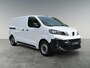 Peugeot e-Expert L2 75 kWh 136pk | ACTIE | 8 jaar garantie | 0% financial lease| NAVI | Apple Carplay | Android Auto | Parkeersensoren voor en achter | Achteruitrijcamera | Dode hoek detectie | Mistlampen | Licht- en regensensor | Automatische verlichting | Digital cockpit | Tussenwand comfort met raam | Houten afwerking laadruimte | LED laadruimteverlichting | Reservewiel | van €47.569 voor €35.495 ex. BTW rijklaar