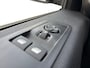 Peugeot e-Expert L2 75 kWh 136pk | 8 jaar garantie | 0% financial lease| NAVI | Apple Carplay | Android Auto | Parkeersensoren voor en achter | Achteruitrijcamera | Dode hoek detectie | Mistlampen | Licht- en regensensor | Automatische verlichting | Digital cockpit | Tussenwand comfort met raam | Houten afwerking laadruimte | LED laadruimteverlichting | Reservewiel | van €47.569 voor €36.495 ex. BTW rijklaar
