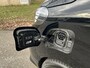 Opel Vivaro-e Electric L3 75 kWh 136pk | ACTIE | 8 jaar garantie | STX SPORT | Lederen bekleding STX | STX Pakket | Dakspoiler | Sideskirts | 18 inch zwarte velgen | City Pakket | Comfort Pakket | Exterieur Pakket | Full ECO LED verlichting | Winter Pakket | Houten afwerking laadruimte | Reservewiel | van €53.758 voor €39.895 ex. BTW rijklaar