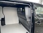 Opel Vivaro-e Electric L3 75 kWh 136pk | ACTIE | 8 jaar garantie | STX SPORT | Lederen bekleding STX | STX Pakket | Dakspoiler | Sideskirts | 18 inch zwarte velgen | City Pakket | Comfort Pakket | Exterieur Pakket | Full ECO LED verlichting | Winter Pakket | Houten afwerking laadruimte | Reservewiel | van €53.758 voor €39.895 ex. BTW rijklaar