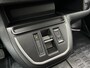 Opel Vivaro-e Electric L3 75 kWh 136pk | ACTIE | 8 jaar garantie | STX SPORT | Lederen bekleding STX | STX Pakket | Dakspoiler | Sideskirts | 18 inch zwarte velgen | City Pakket | Comfort Pakket | Exterieur Pakket | Full ECO LED verlichting | Winter Pakket | Houten afwerking laadruimte | Reservewiel | van €53.758 voor €39.895 ex. BTW rijklaar