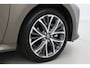 Toyota Yaris 1.5 Hybrid 130 Executive | Dodehoek detectie | Stoel-/stuurverwarming | Apple Carplay / Android Auto | Parkeersensoren voor/achter | 17 inch
