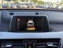 BMW X1 xDrive20i M-Pakket PANORAMADAK | NIEUWSTAAT
