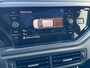 Volkswagen Polo 1.0 95pk TSI R-Line Business Navigatie 'Discover Media' | Parkeersensoren vóór en achter | 'App-Connect' draadloze smartphone integratie