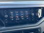 Volkswagen Polo 1.0 95pk TSI R-Line Business Navigatie 'Discover Media' | Parkeersensoren vóór en achter | 'App-Connect' draadloze smartphone integratie