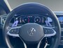 Volkswagen Polo 1.0 95pk TSI R-Line Business Navigatie 'Discover Media' | Parkeersensoren vóór en achter | 'App-Connect' draadloze smartphone integratie