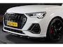 Audi Q3 45 TFSI e RSQ3 Look / AUT / Cc / Lane Assist / Camera / Dig Cockpit / Open Panoramadak / Pdc / Matrix / 21 Inch