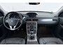 Volvo V70 2.0 T4 Polar | Trekhaak | Dealer Ond. | Org NL | Navigatie | Stoelverwarming | Xenon |