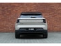 Volvo EX30 Twin Motor Performance Ultra 69 kWh | Panoramadak | Verwarmbare voorstoelen en stuurwiel | Premium audio by Harman Kardon | Elektrisch verstelbare stoelen met memory functie | Adaptieve Cruise Control | Keyless | 20' inch Lichtmetalen velgen
