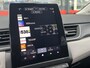 Renault Captur 1.6 E-Tech Plug-in Hybrid 160 Initiale Paris / Lederen Bekleding / Achteruitrijcamera / Stoel & Stuurverwarming / Trekhaak / Apple Carplay & Android Auto / Cruise Control / Climate Control / Parkeersensoren /