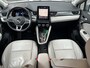 Renault Captur 1.6 E-Tech Plug-in Hybrid 160 Initiale Paris / Lederen Bekleding / Achteruitrijcamera / Stoel & Stuurverwarming / Trekhaak / Apple Carplay & Android Auto / Cruise Control / Climate Control / Parkeersensoren /