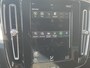 Volvo XC40 1.5 T2 Momentum / Achteruitrijcamera / Sensoren Voor en Achter / Navigatie / Apple Carplay / Android Auto / Lendensteun / Cruise Control /