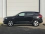 Volvo XC40 1.5 T2 Momentum / Achteruitrijcamera / Sensoren Voor en Achter / Navigatie / Apple Carplay / Android Auto / Lendensteun / Cruise Control /