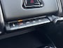 Suzuki e-Vitara Select 61 kWh |100% ELEKTRISCH | Climate Control | Navigatiesysteem | Apple CarPlay & Android Auto | Parkeersensoren voor- en achter | Adaptieve Cruise Control | Stoelverwarming voor | Stuurverwarming | Fabrieksgarantie