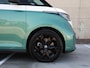 Volkswagen ID. Buzz 1st Max 77kWh 204PK | ACC | LED Matrix | Elektrische Klep | Trekhaak | Stoelverwarming | Keyless | Alarm | LM Velgen |