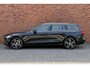 Volvo V60 B3 Inscription | Verwarmbare Voorstoelen | Parkeersensoren | Achteruitrijcamera | Verwarmbaar Stuurwiel | Adaptieve Cruise Control | Dodehoekdetectie Met Correctie | Electronic Climate Control | Panorama Dak | Navigatiesysteem | Apple Carplay/Android Auto