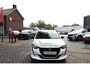 Peugeot 208 Benzine 5-deurs 1.2 * Airco * Cruise Control * DAB Radio * Wit * Vingerhoets; Vierde Generatie Eersteklas Service. Al meer dan 100 jaar een begrip in de Brabantse Kempen
