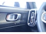 Volvo XC40 T4 Recharge R-Design | Stoelverwarming | Trekhaak | 360° Camera | Pilot Assist | H/K | Mem. Stoelen | Keyless | Glossy Black