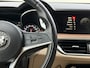 Alfa Romeo Stelvio 2.0 T AWD First Edition | Meer foto's volgen