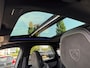Peugeot 3008 1.2 Hybrid 145PK GT | Automaat | Panoramadak | Alcantara Interieur | Premium Focal Audio | Stoelverwarming Voor + Achter | | Achterbank verwarmd | Afwijkende dakkleur | Buitenspiegels elektrisch verstelbaar