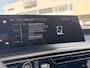 Peugeot 3008 1.2 Hybrid 145PK GT | Automaat | Panoramadak | Alcantara Interieur | Premium Focal Audio | Stoelverwarming Voor + Achter | | Achterbank verwarmd | Afwijkende dakkleur | Buitenspiegels elektrisch verstelbaar