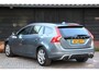 Volvo V60 2.0 D2 Nordic+ R design/Xenon/Camera/Stoelverwarming/Parkeersensor