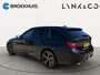 BMW 3-Serie Touring 330e M-Sport Volleder | SoH 94% | 360 camera | Panoramadak | Cruise control adaptief | Verwarmd stuurwiel en stoelen |