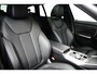 BMW 3-Serie Touring 330e | 360 camera | Panoramadak | Cruise control adaptief | Verwarmd stuurwiel en stoelen |