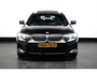 BMW 3-Serie Touring 330e | 360 camera | Panoramadak | Cruise control adaptief | Verwarmd stuurwiel en stoelen |