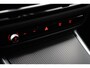 BMW 3-Serie Touring 330e | 360 camera | Panoramadak | Cruise control adaptief | Verwarmd stuurwiel en stoelen |