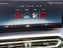 BMW 3-Serie Touring 330e M-Sport Volleder | SoH 94% | 360 camera | Panoramadak | Cruise control adaptief | Verwarmd stuurwiel en stoelen |