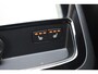 Volvo V60 T6 350PK Plug-in Hybrid AWD Ultimate Bright / Adaptive Cruise Control / Harman Kardon / 360 Camera / Elektrisch glazen schuif-kanteldak / Head-up Display / Nappa leer met stoelventilatie / Elektrisch verstelbare stoelen met geheugen / Stoelverwarming / Stuurverwarming