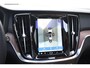 Volvo V60 T6 350PK Plug-in Hybrid AWD Ultimate Bright / Adaptive Cruise Control / Harman Kardon / 360 Camera / Elektrisch glazen schuif-kanteldak / Head-up Display / Nappa leer met stoelventilatie / Elektrisch verstelbare stoelen met geheugen / Stoelverwarming / Stuurverwarming