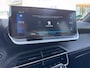 Peugeot 2008 1.2 130PK GT Automaat | Bomvol! | Afneembare Trekhaak | Premium Focal Audio | Alcantara | Panoramadak | | DAB ontvanger | Dakrails | Dimlichten automatisch