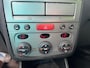 Alfa Romeo 147 1.6 T.Spark Edizione Esclusiva loop of sloop!