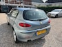 Alfa Romeo 147 1.6 T.Spark Edizione Esclusiva loop of sloop!
