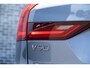Volvo V90 2.0 T4 Momentum | Trekhaak | Achteruitrijcamera | Parkeersensoren | Navigatie | Keyless Entry | Elektrische Achterklep | Parkeerverwarming | Stoelverwarming voor en achter | BLIS | Cruise Control Adaptief