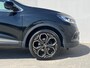 Renault Kadjar 1.3 TCe 140 EDC Black Edition Automaat / Trekhaak(1.500KG) / Navigatie / Cruise Control adaptief / Achteruitrijcamera / Airco / Elektrische Bestuurdersstoel / Dodehoekdetectie / Stoelverwarming / Alcantara Bekleding / Parkeersensoren / Bluetooth /