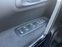 Renault Kadjar 1.3 TCe 140 EDC Black Edition Automaat / Trekhaak(1.500KG) / Navigatie / Cruise Control adaptief / Achteruitrijcamera / Airco / Elektrische Bestuurdersstoel / Dodehoekdetectie / Stoelverwarming / Alcantara Bekleding / Parkeersensoren / Bluetooth /