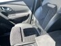 Renault Kadjar 1.3 TCe 140 EDC Black Edition Automaat / Trekhaak(1.500KG) / Navigatie / Cruise Control adaptief / Achteruitrijcamera / Airco / Elektrische Bestuurdersstoel / Dodehoekdetectie / Stoelverwarming / Alcantara Bekleding / Parkeersensoren / Bluetooth /
