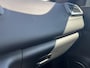 Renault Kadjar 1.3 TCe 140 Black Edition / Trekhaak(1.500KG) / Navigatie / Cruise Control adaptief / Achteruitrijcamera / Airco / Elektrische Bestuurdersstoel / Dodehoekdetectie / Stoelverwarming / Alcantara Bekleding / Parkeersensoren / Bluetooth /