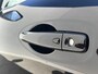 Renault Kadjar 1.3 TCe 140 EDC Black Edition Automaat / Trekhaak(1.500KG) / Navigatie / Cruise Control adaptief / Achteruitrijcamera / Airco / Elektrische Bestuurdersstoel / Dodehoekdetectie / Stoelverwarming / Alcantara Bekleding / Parkeersensoren / Bluetooth /