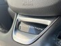 Renault Kadjar 1.3 TCe 140 EDC Black Edition Automaat / Trekhaak(1.500KG) / Navigatie / Cruise Control adaptief / Achteruitrijcamera / Airco / Elektrische Bestuurdersstoel / Dodehoekdetectie / Stoelverwarming / Alcantara Bekleding / Parkeersensoren / Bluetooth /