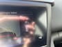 Renault Kadjar 1.3 TCe 140 Black Edition / Trekhaak(1.500KG) / Navigatie / Cruise Control adaptief / Achteruitrijcamera / Airco / Elektrische Bestuurdersstoel / Dodehoekdetectie / Stoelverwarming / Alcantara Bekleding / Parkeersensoren / Bluetooth /