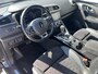 Renault Kadjar 1.3 TCe 140 EDC Black Edition Automaat / Trekhaak(1.500KG) / Navigatie / Cruise Control adaptief / Achteruitrijcamera / Airco / Elektrische Bestuurdersstoel / Dodehoekdetectie / Stoelverwarming / Alcantara Bekleding / Parkeersensoren / Bluetooth /