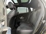 Mercedes-Benz GLA 200 Business Solution AMG / Pano / Camera / Elektrische Stoelen met Geheugen  / Stoelverwarming / Elektrische Achterklep /
