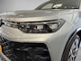 Volkswagen Tayron 1.5 eHybrid 272pk DSG R-Line Edition · Panoramadak · Inklap. Trekhaak · 360 Camera · Matrix LED · Stuur- & Stoelverwarming · Keyless · Garantie t/m 03-11-2029 of 100.000km