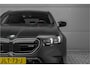 BMW M5 5-serie Touring CoPilot Iconic Glow B&W Frozen Black Trekhaak