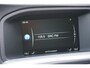 Volvo V60 2.4 D6 Twin Engine R-Design * dealer onderhouden * + PANODAK / STANDKACHEL / MEMORY